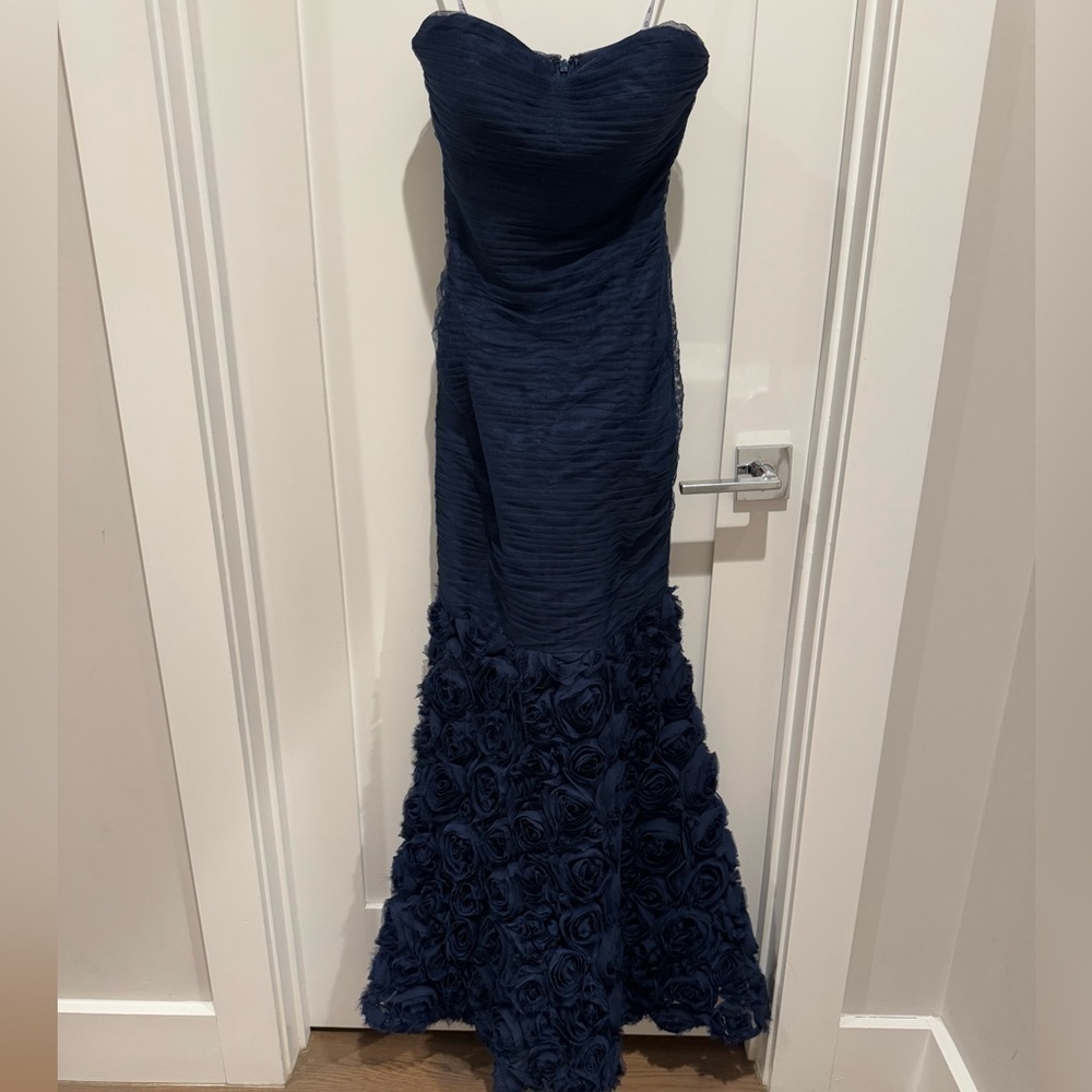 JS COLLECTIONS LACE ONLINE MERMAID GOWN size 2 navy blue - Picture 3 of 12